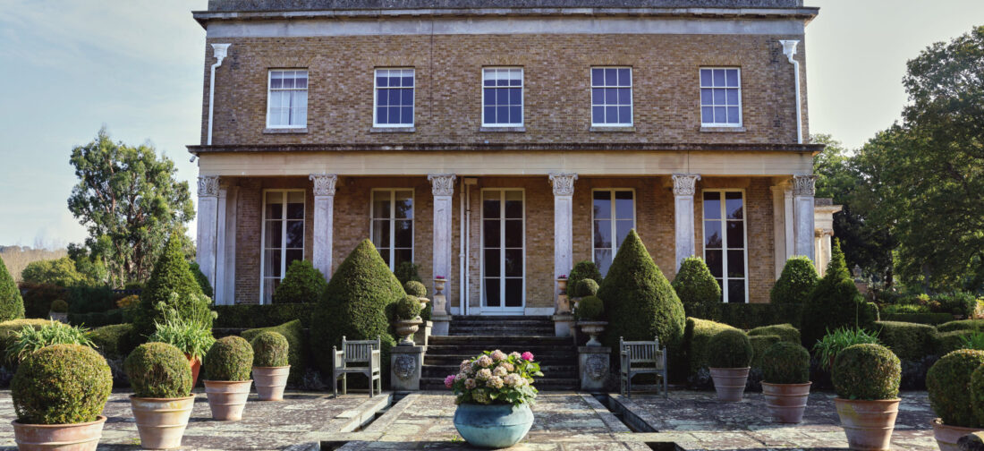 Discover our lovely shoot location, Hampton Park